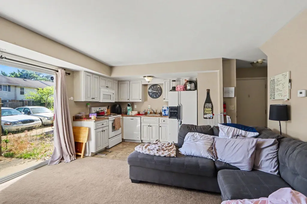 3417 Kenbrooke Court Kalamazoo City MI 49006