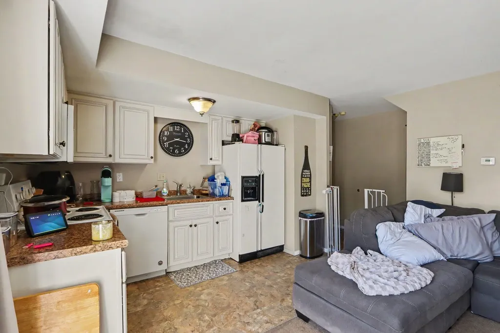 3417 Kenbrooke Court Kalamazoo City MI 49006