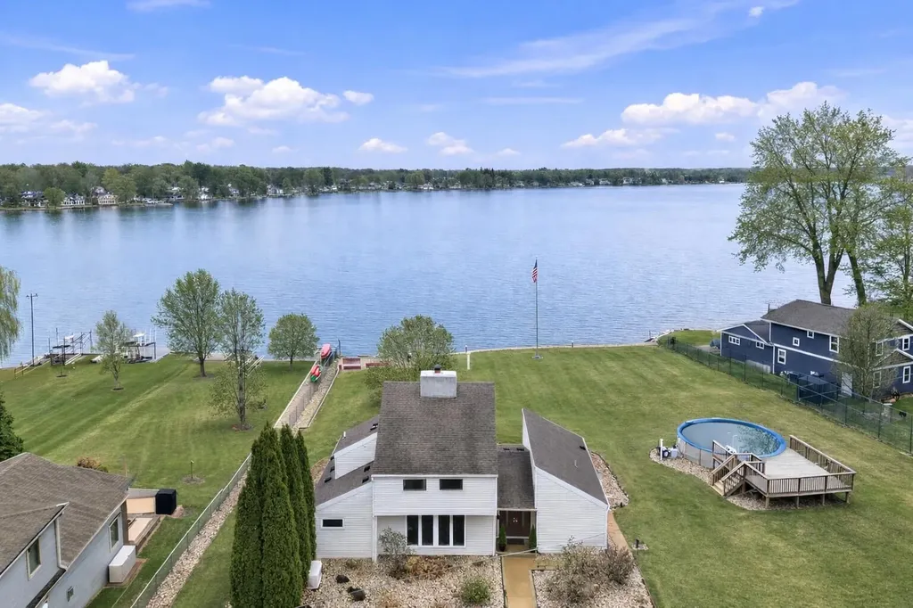 7738 N Indian Lake Drive Pavilion Township MI 49088