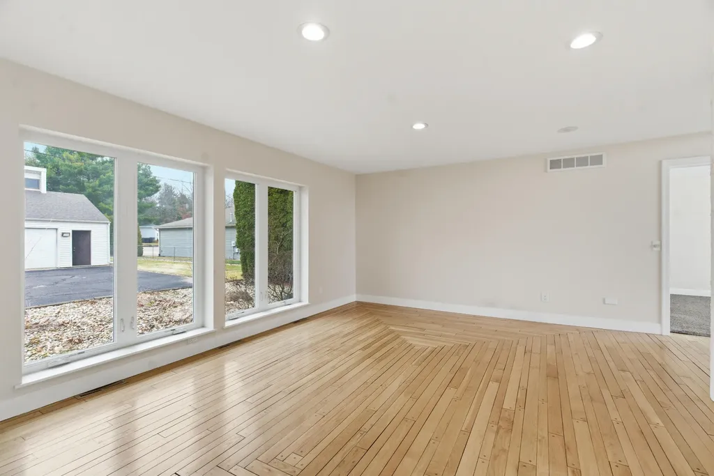 7738 N Indian Lake Drive Pavilion Township MI 49088
