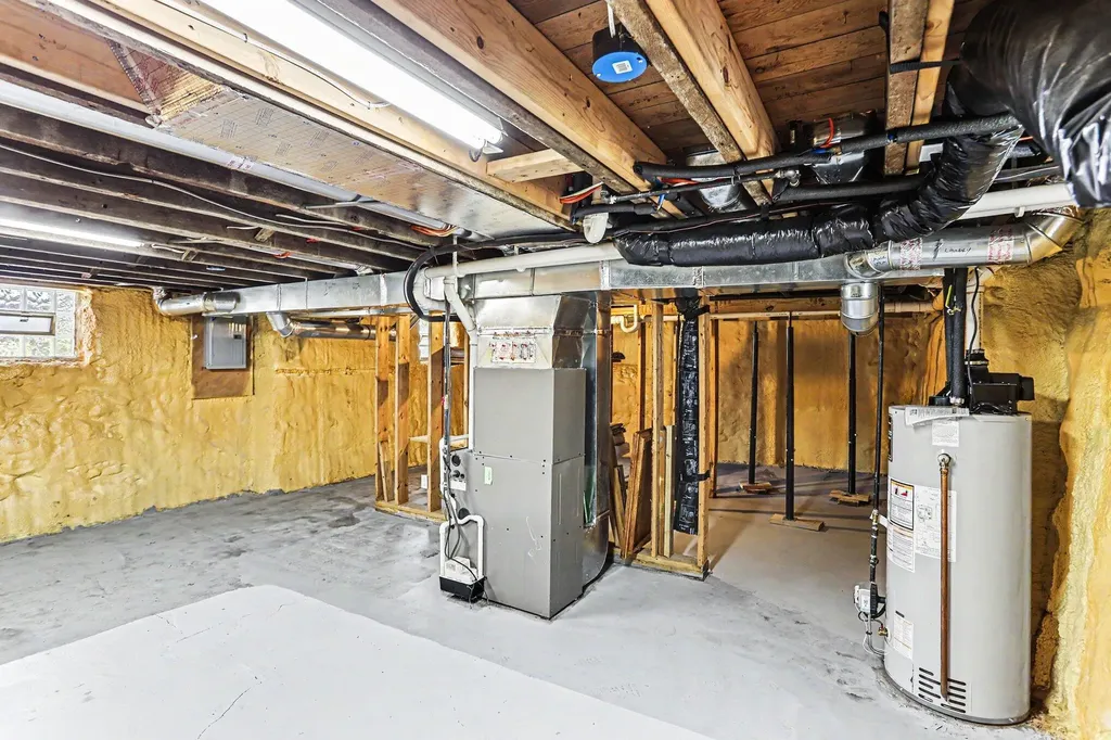 302 W Frank Street Kalamazoo City MI 49007