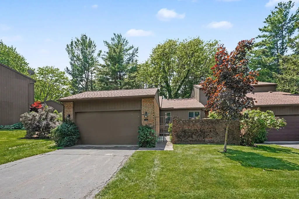 106 Merriweather Lane Kalamazoo Charter Township MI 49006