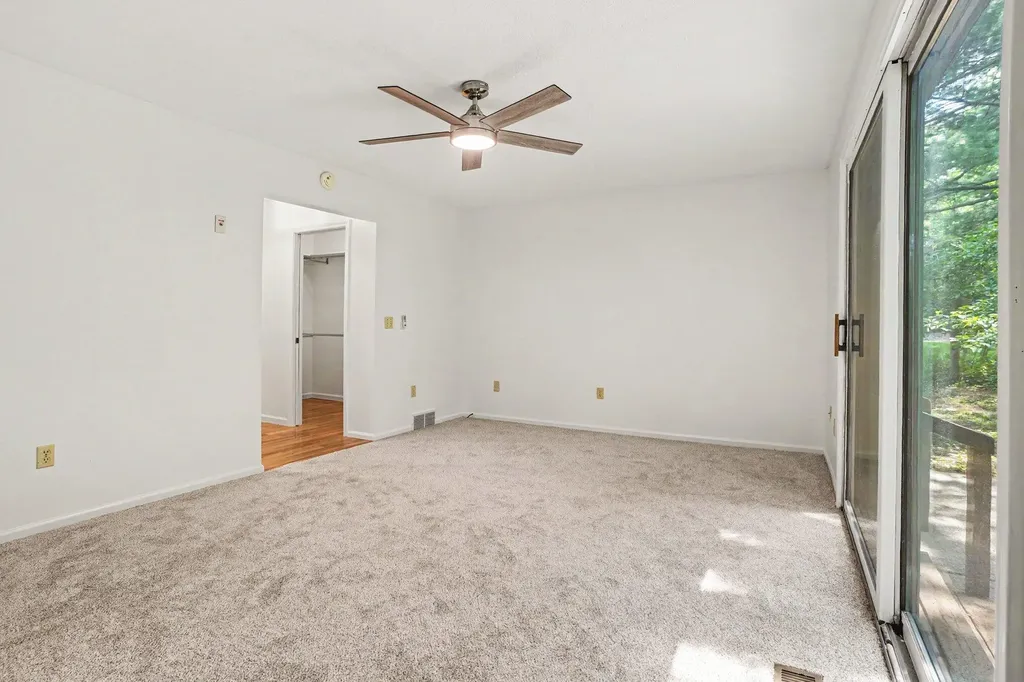 106 Merriweather Lane Kalamazoo Charter Township MI 49006