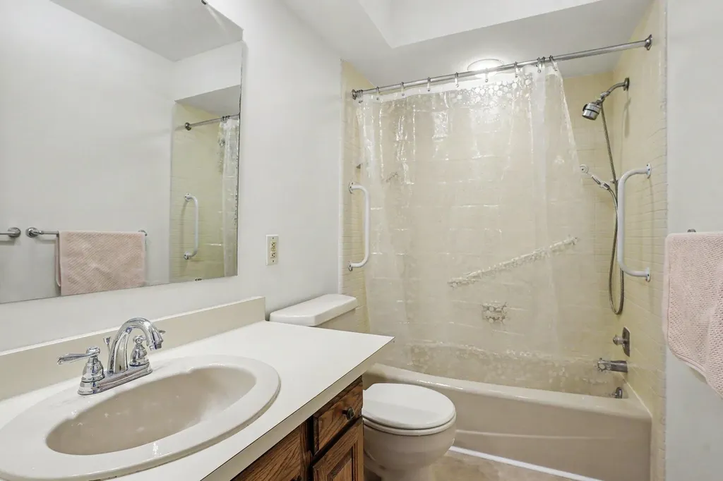 106 Merriweather Lane Kalamazoo Charter Township MI 49006