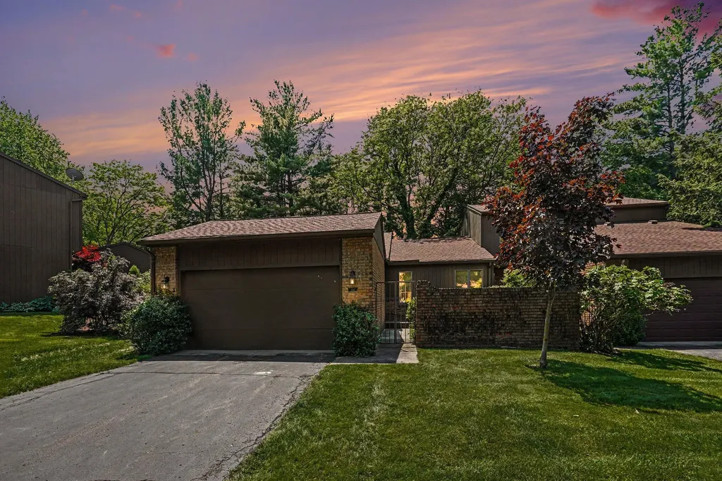 106 Merriweather Lane Kalamazoo Charter Township MI 49006