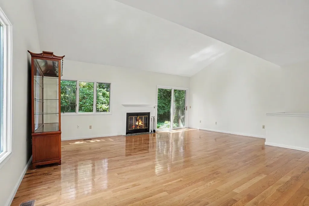 106 Merriweather Lane Kalamazoo Charter Township MI 49006