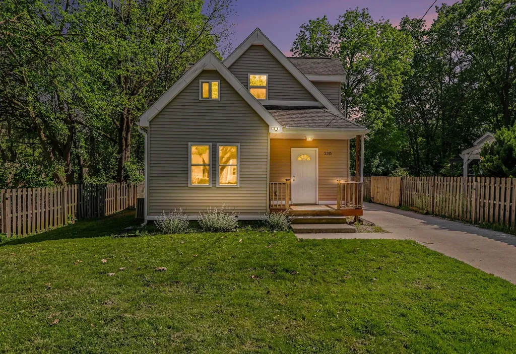 2315 Stevens Avenue Kalamazoo City MI 49008