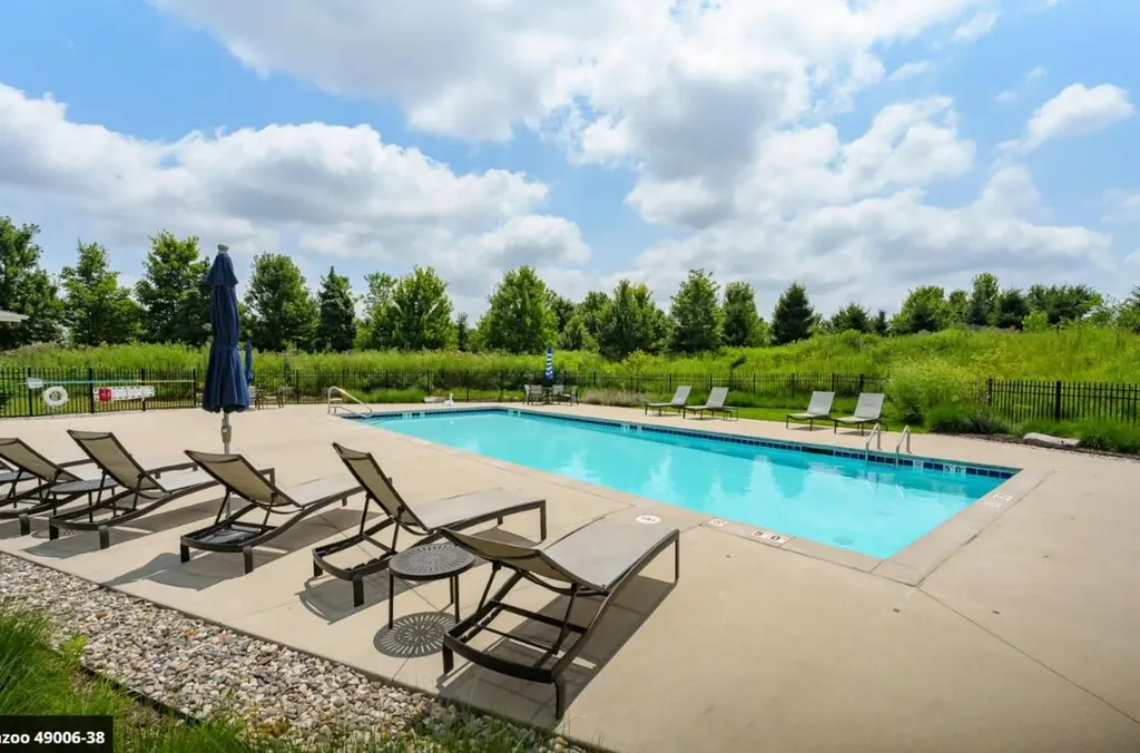 4029 Corvo Trace Kalamazoo City MI 49006