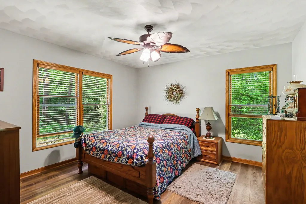 26805 Drape Road Antwerp Township MI 49065