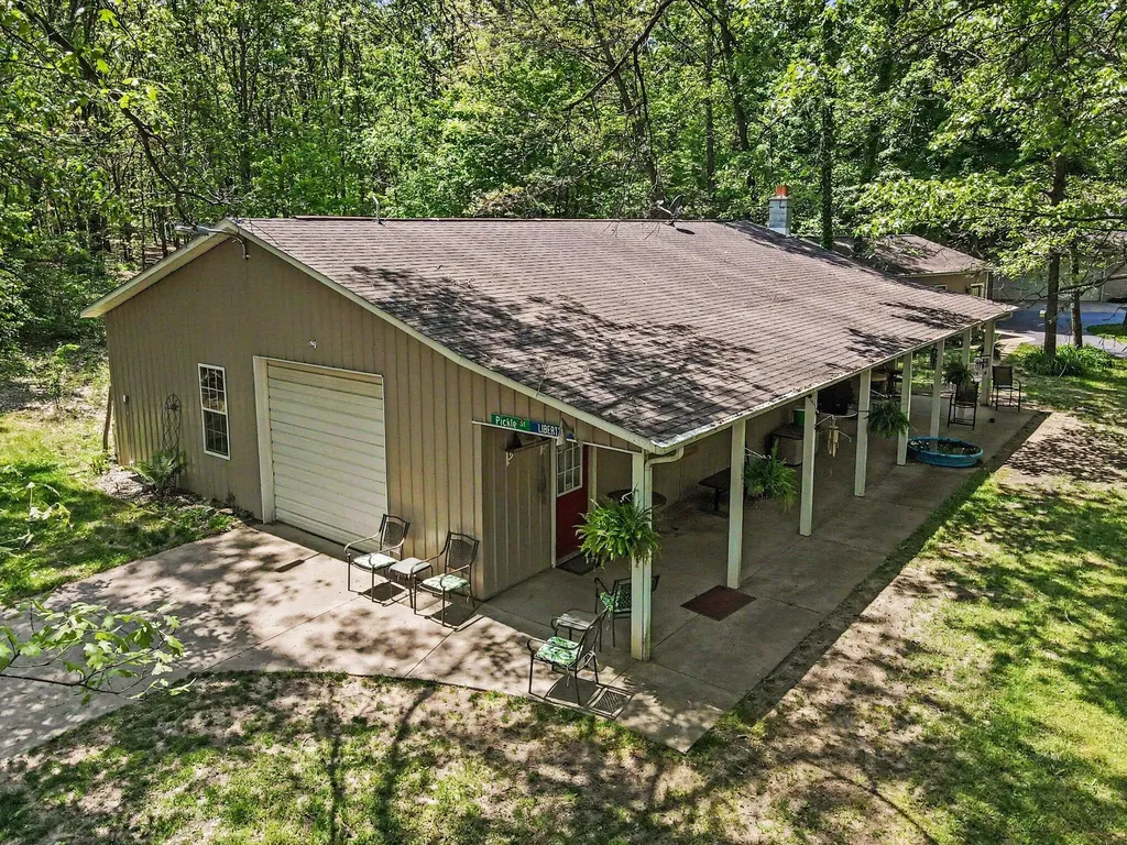 26805 Drape Road Antwerp Township MI 49065