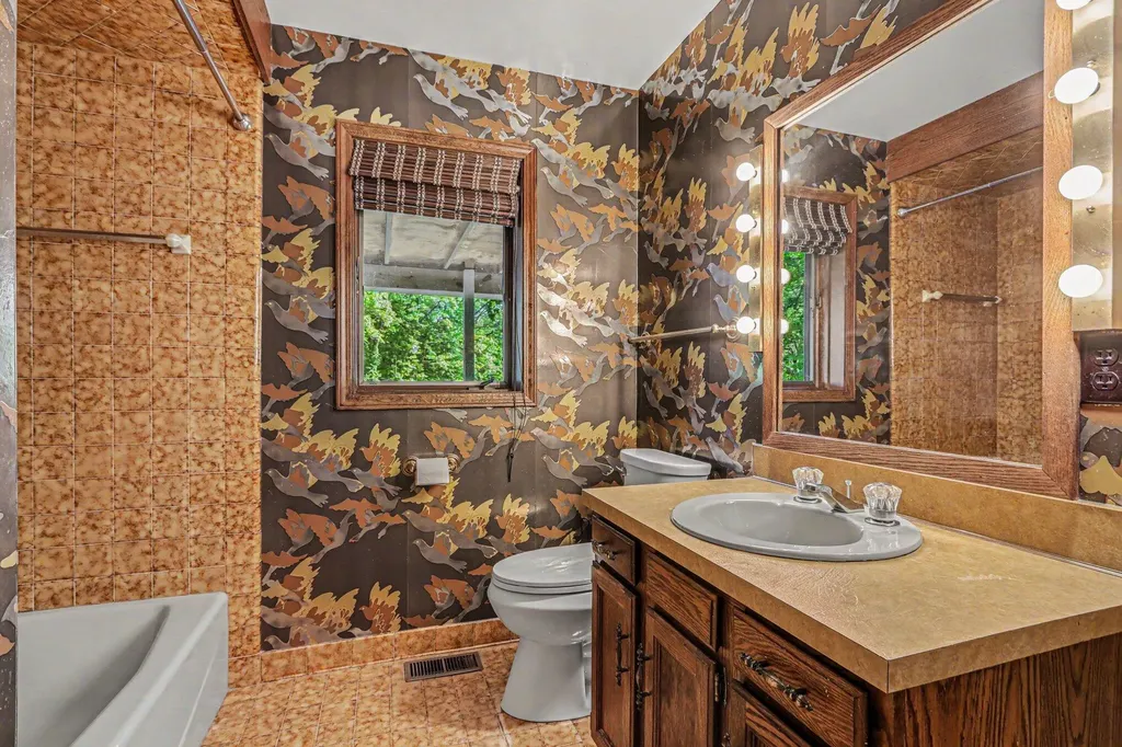 38 Clubhouse Court Gun Plain Township MI 49080