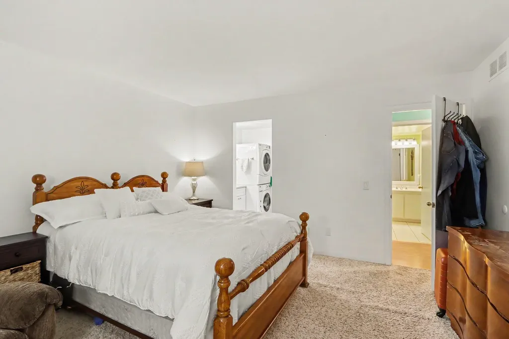 231 Durness Court Kalamazoo Charter Township MI 49006