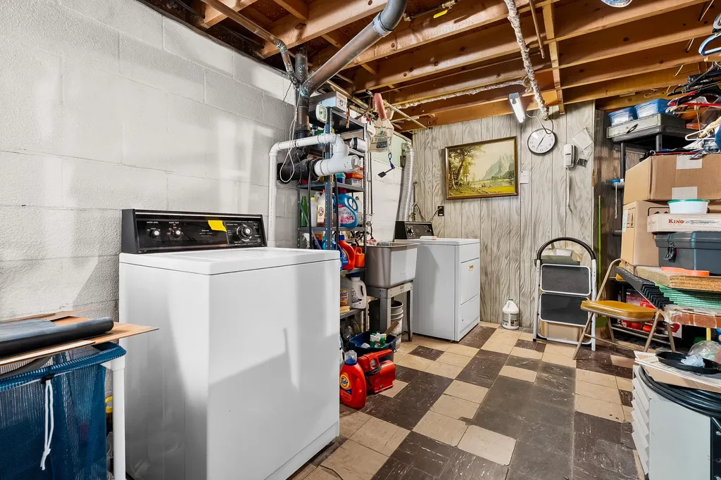 5943 S 6th Street Texas Charter Township MI 49009