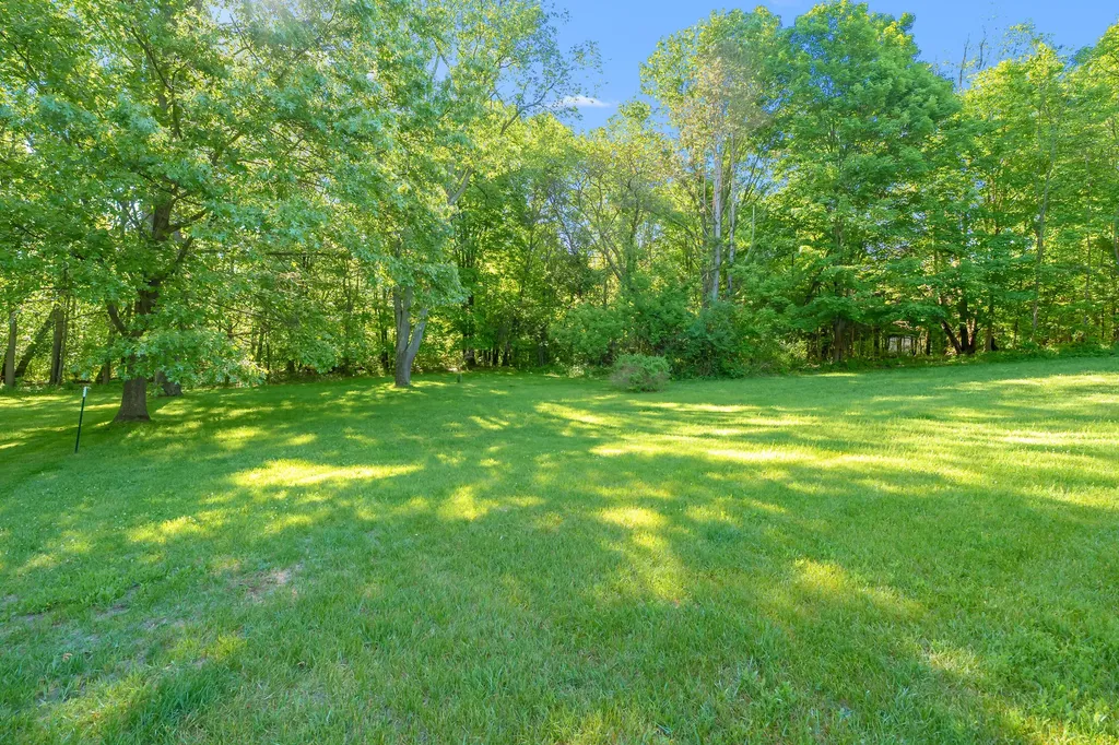 5943 S 6th Street Texas Charter Township MI 49009