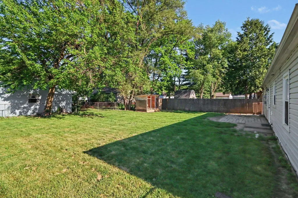 2725 Cimarron Drive Kalamazoo City MI 49004