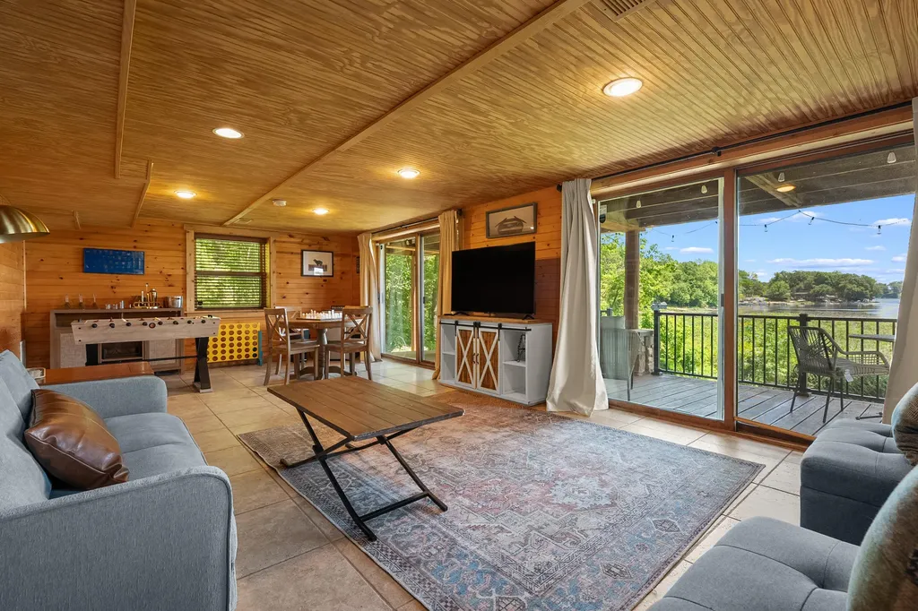 61851 Ochala Drive Newberg Township MI 49061