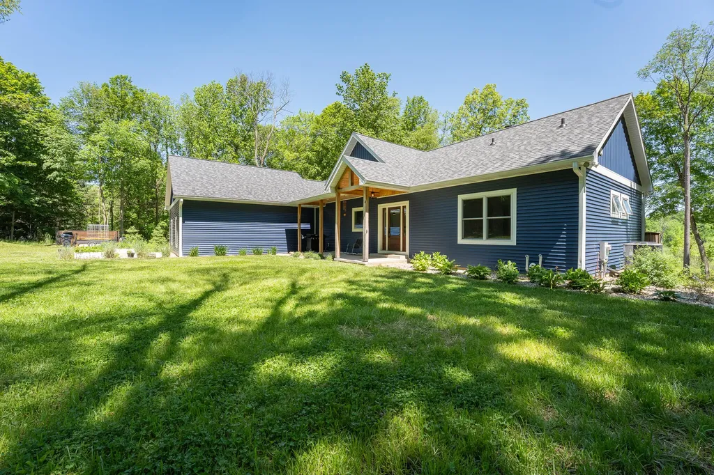 9777 N 16th Street Cooper Charter Township MI 49080