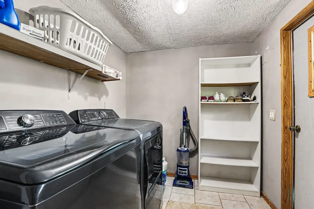 6082 E V Avenue Brady Township MI 49097