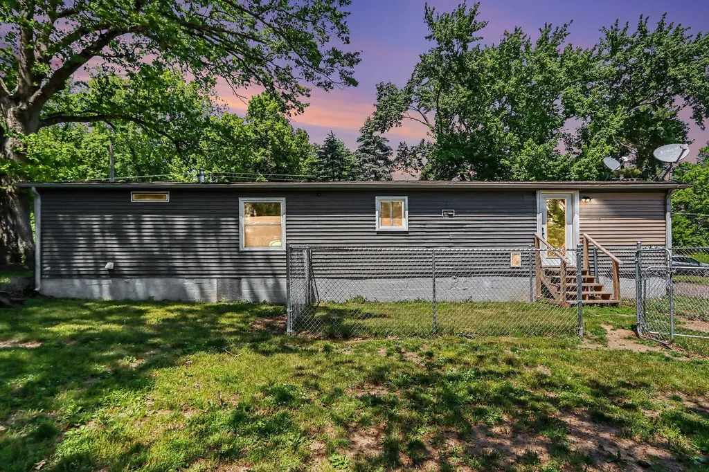 6082 E V Avenue Brady Township MI 49097