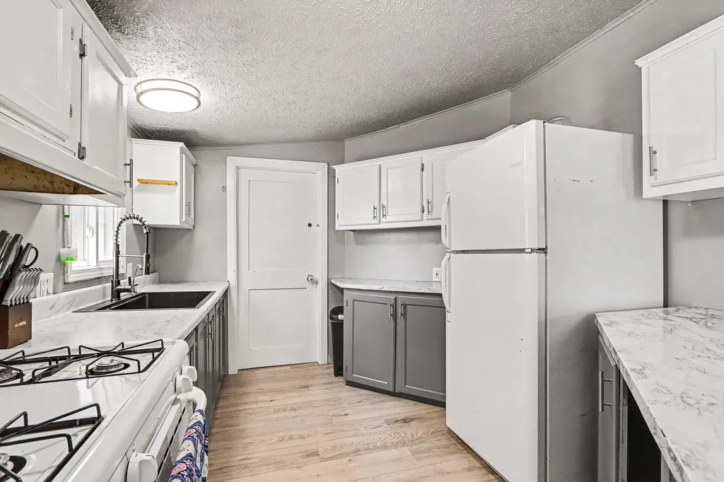 6082 E V Avenue Brady Township MI 49097