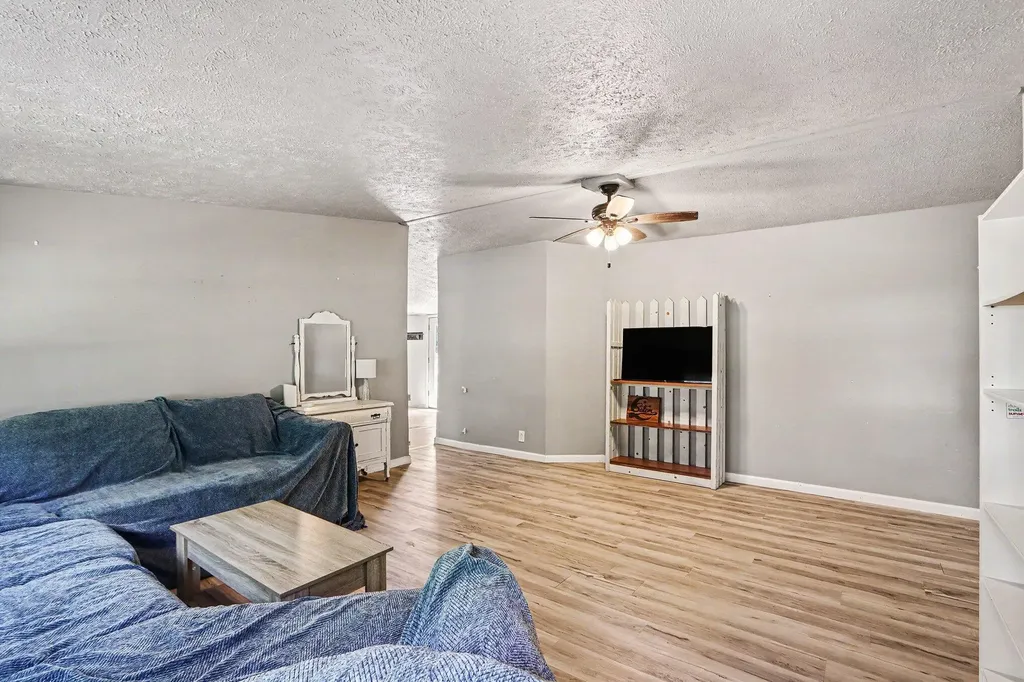 6082 E V Avenue Brady Township MI 49097