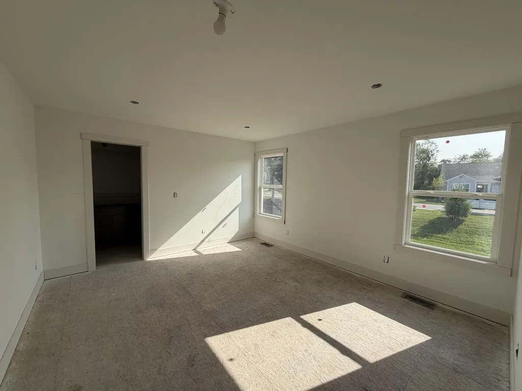 327 Round Hill Road Oshtemo Charter Township MI 49009