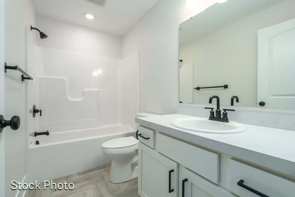 327 Round Hill Road Oshtemo Charter Township MI 49009