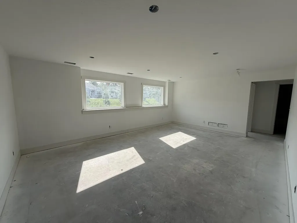 327 Round Hill Road Oshtemo Charter Township MI 49009