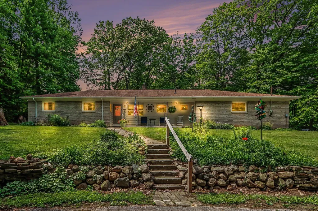 12436 E Michigan Avenue Charleston Township MI 49053