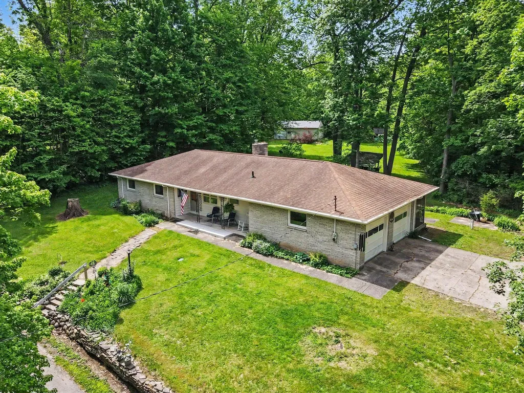12436 E Michigan Avenue Charleston Township MI 49053