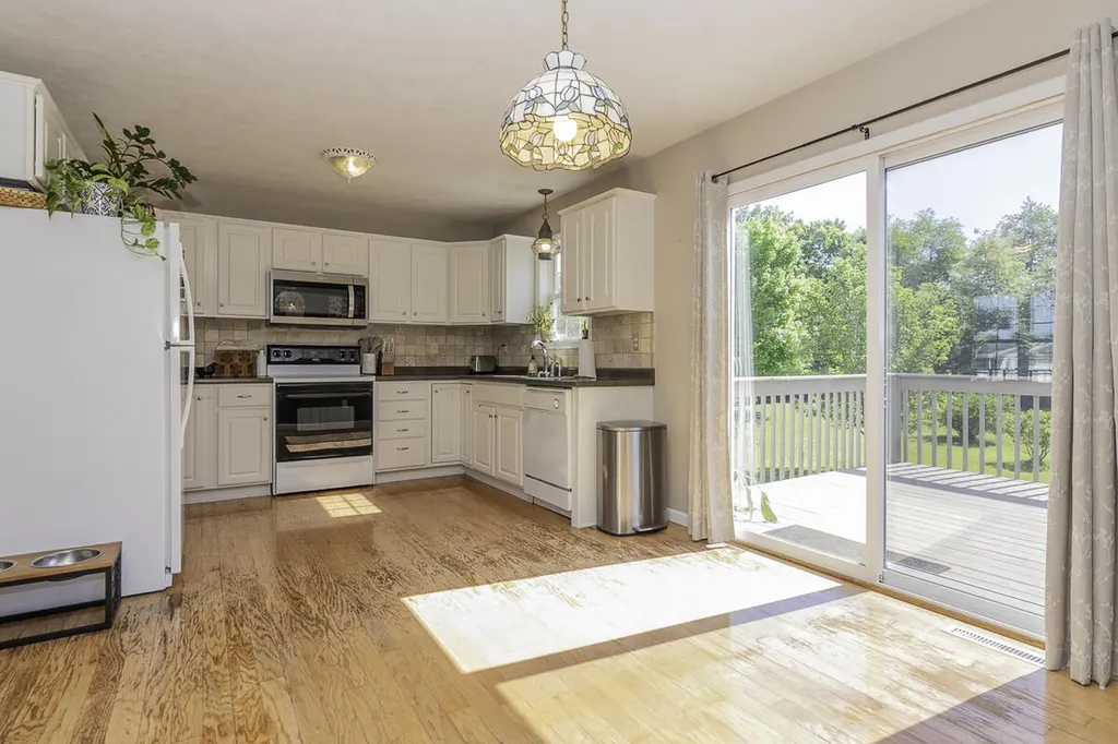 50005 Meadow Oak Trail Antwerp Township MI 49071