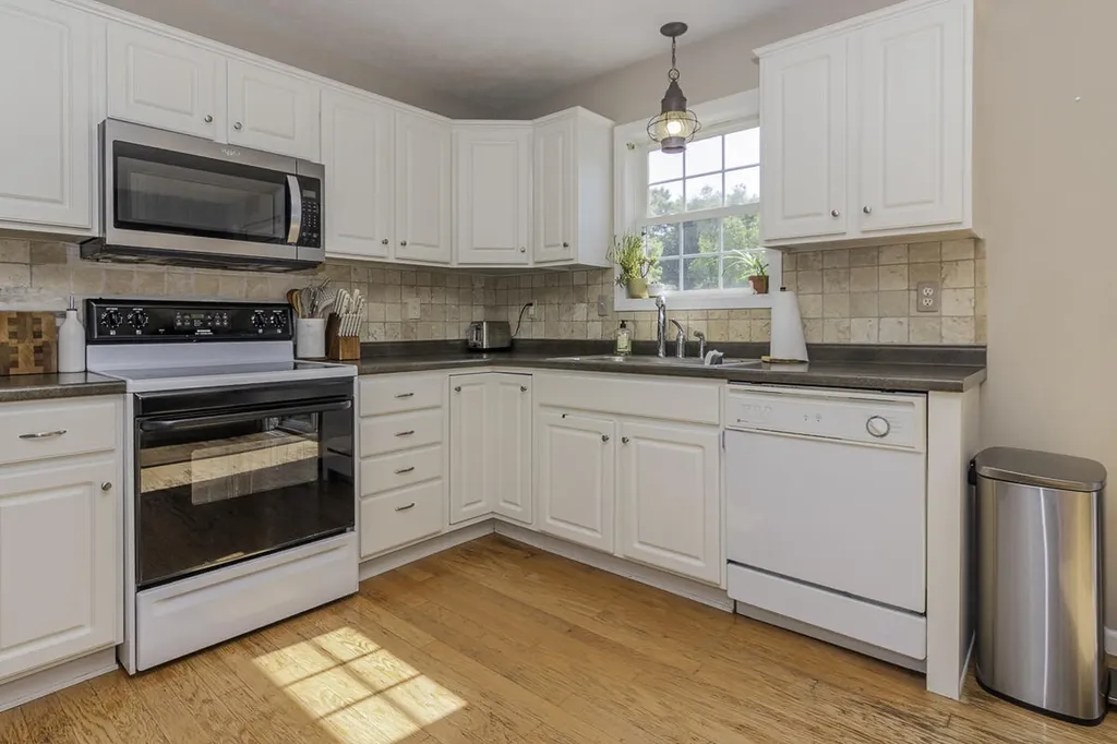 50005 Meadow Oak Trail Antwerp Township MI 49071