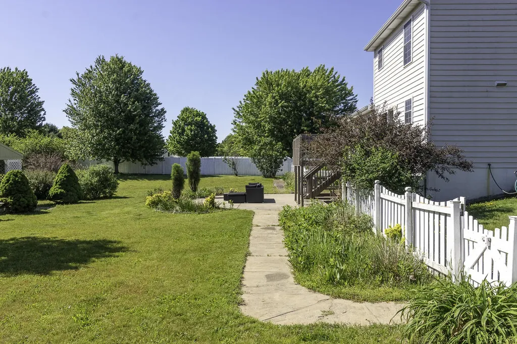 50005 Meadow Oak Trail Antwerp Township MI 49071