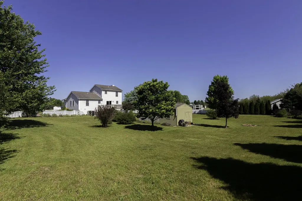 50005 Meadow Oak Trail Antwerp Township MI 49071