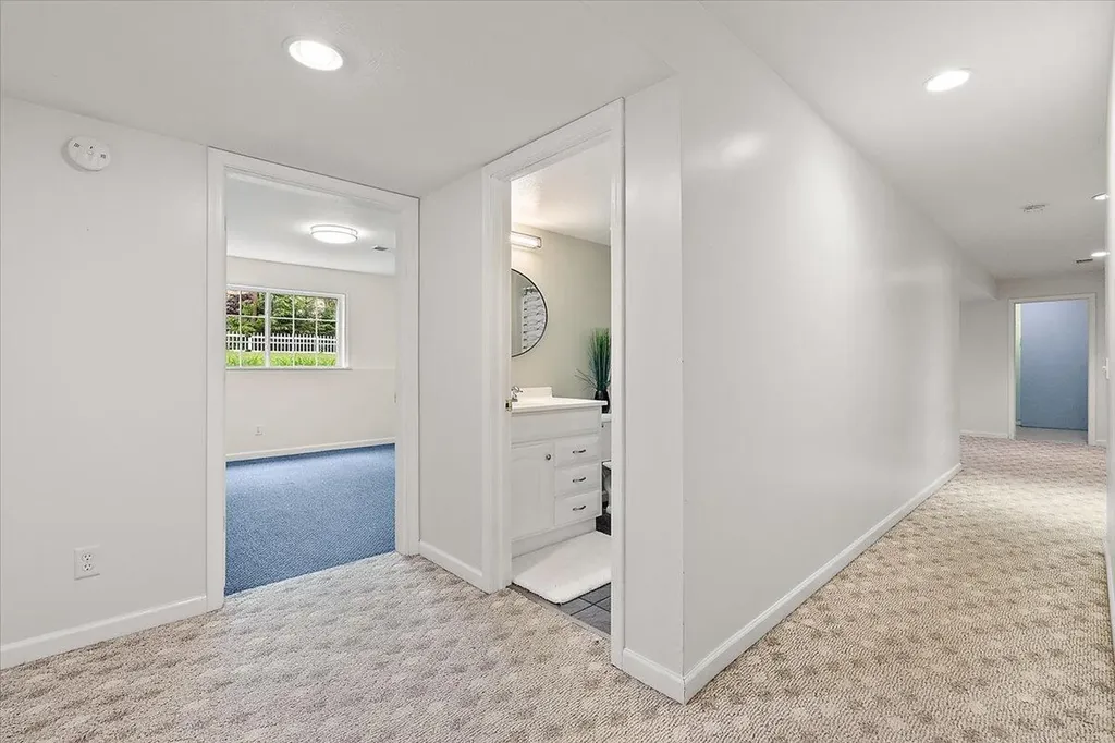 900 Andree Road Laketon Township MI 49445