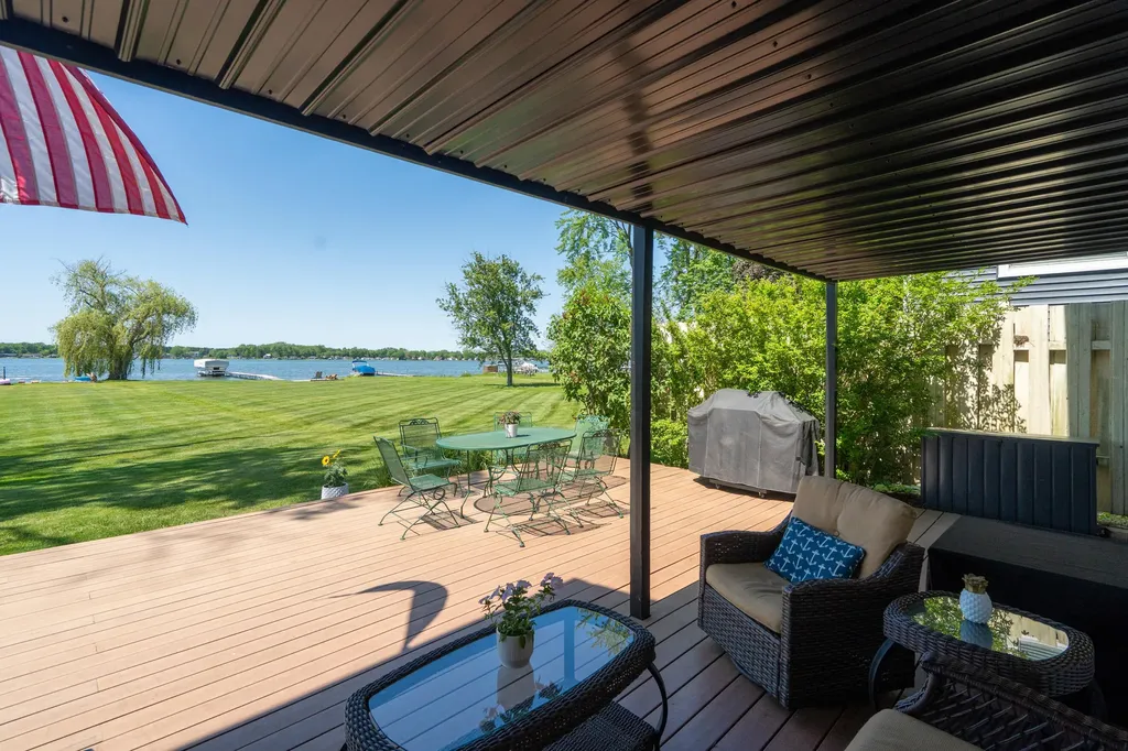 7611 S Indian Lake Drive Brady Township MI 49097