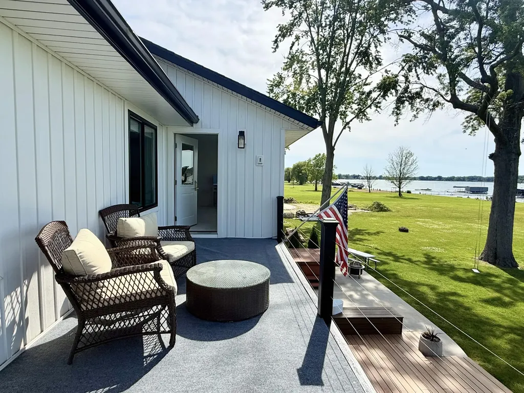 7611 S Indian Lake Drive Brady Township MI 49097