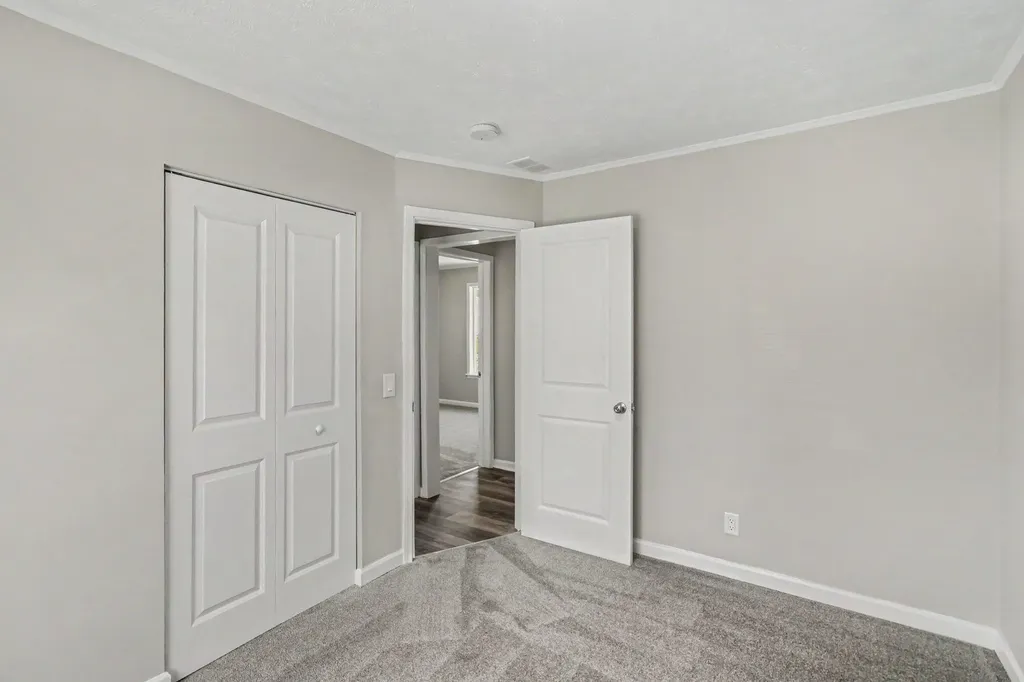 229 Sydelle Avenue Kalamazoo Charter Township MI 49006