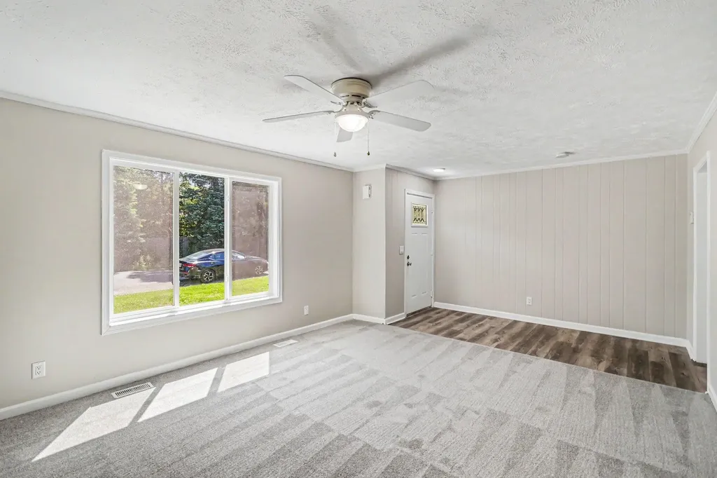 229 Sydelle Avenue Kalamazoo Charter Township MI 49006