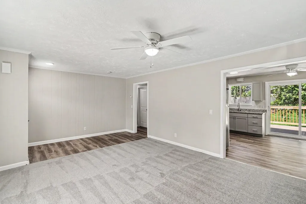 229 Sydelle Avenue Kalamazoo Charter Township MI 49006