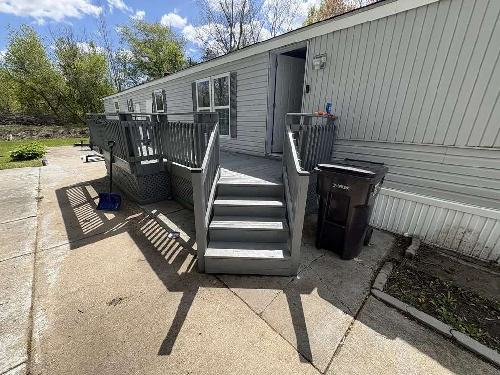 244 Piedmont Drive SE Grand Rapids Charter Township MI 49548