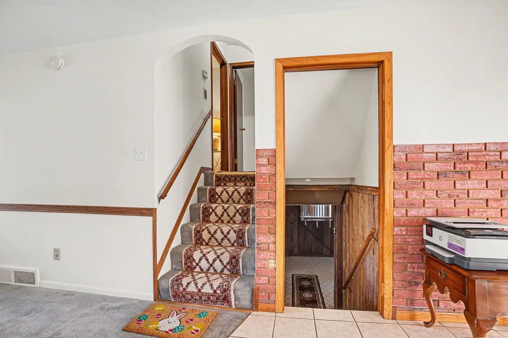406 Woodlark Street Galesburg City MI 49053