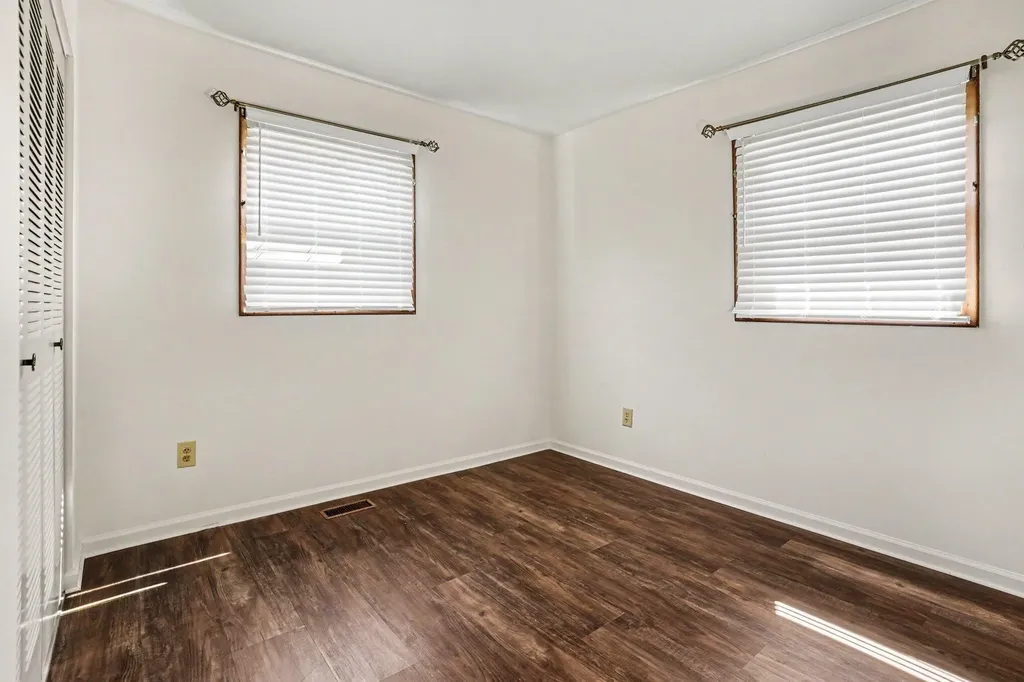 406 Woodlark Street Galesburg City MI 49053