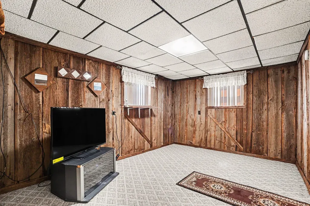 406 Woodlark Street Galesburg City MI 49053