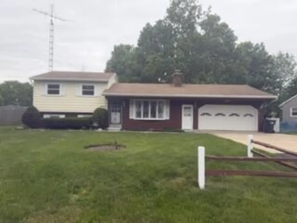 406 Woodlark Street Galesburg City MI 49053