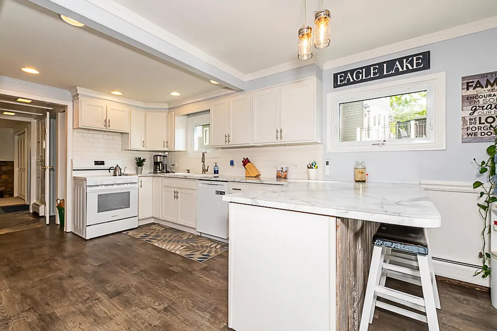 1210 N Eagle Lake Drive Texas Charter Township MI 49009