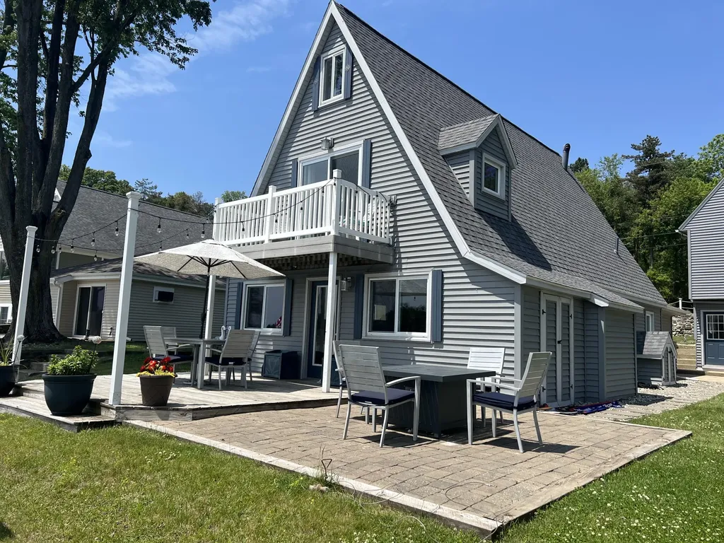 1210 N Eagle Lake Drive Texas Charter Township MI 49009