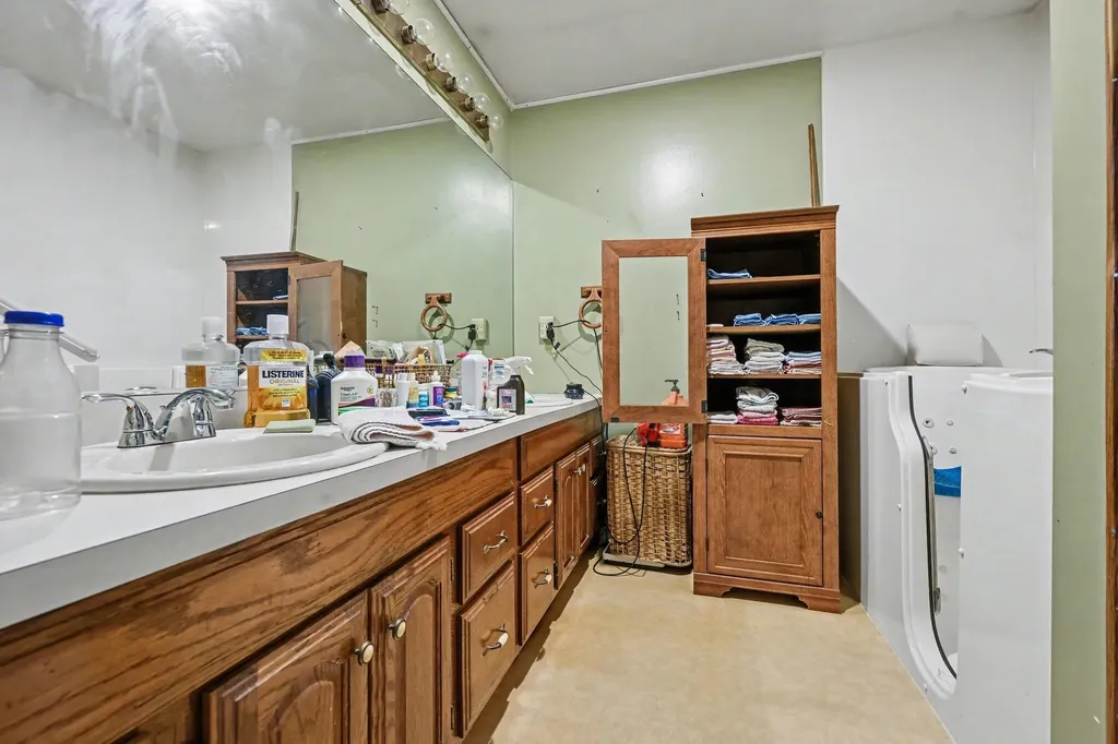 3680 Allegan Dam Road Valley Township MI 49010