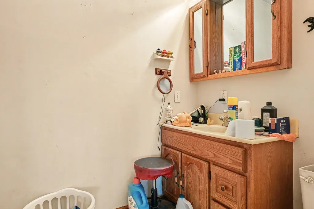 3680 Allegan Dam Road Valley Township MI 49010