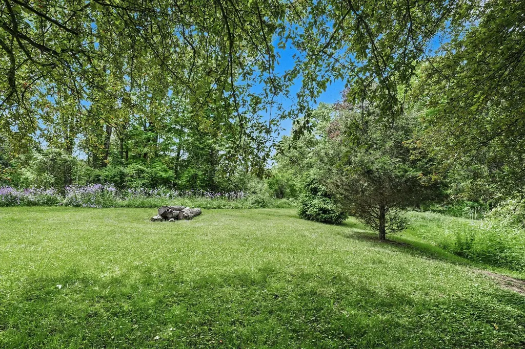 2308 N 33rd Street Comstock Charter Township MI 49053